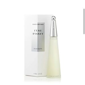 The timeless classic Issey Miyake L’Eau Dissey EDT